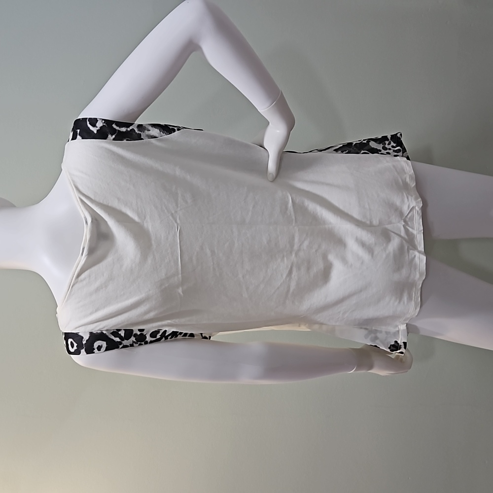EXPRESS Sheer Tank Top - Picture 4 of 8